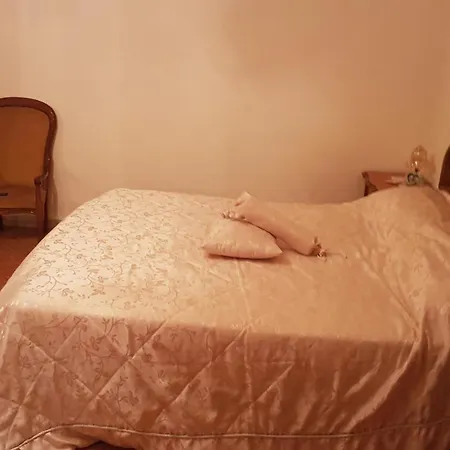 Zi Ndonetta Castrovillari